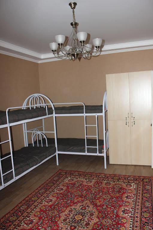 Almaty Central Hostel ภายนอก รูปภาพ
